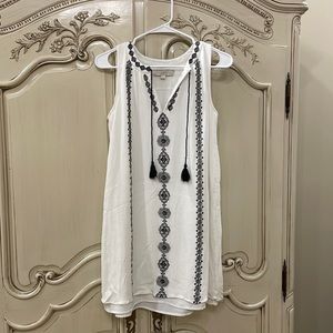 LOFT white and black patterned dress - small